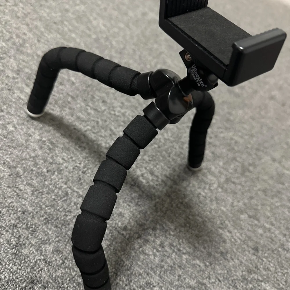 Universal Cell Phone Holder Flexible Octopus Tripod Bracket Selfie Stand